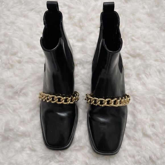 JEFFREY CAMPBELL Emrys Chelsea Boots Black High Shine Leather Gold Chain Size 6 - Picture 4 of 10